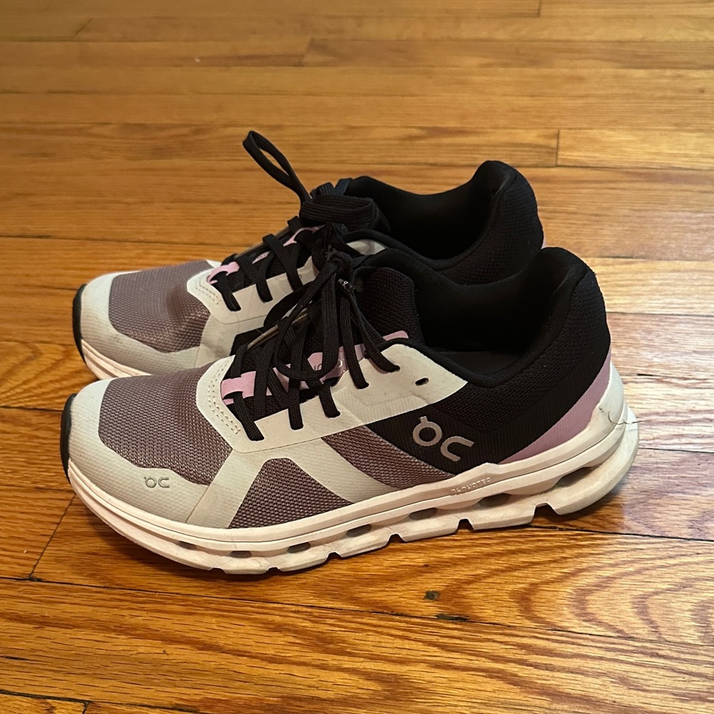 On Cloud Running Shoes